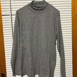 Women’s grey mock neck long sleeve shirt. Size 1x